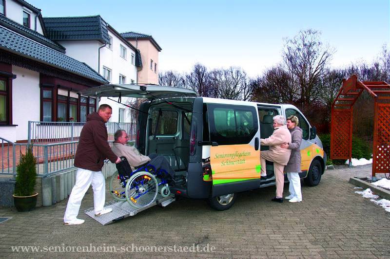 Foto 11: Senioren Ausflge mit unseren Kleinbus
