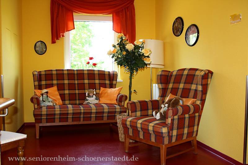 Foto 12: Zimmer Möbel im Pflegeheim